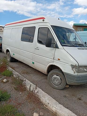 капот sprinter: Легкий грузовик, Mercedes-Benz, 3 т, Б/у — 3