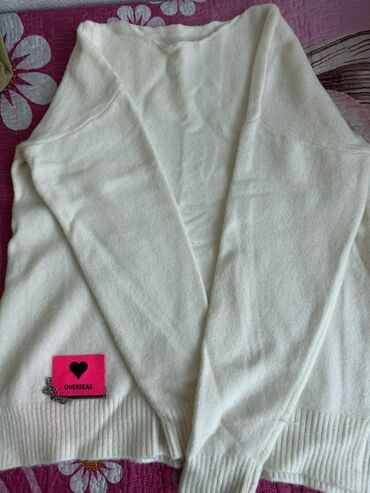 женские шарфы снуды: Qadın geyimləri və aksesuarları dəsti - Ağ yumşaq trikotaj