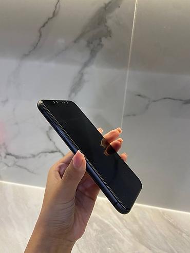 Apple iPhone: IPhone 11, Б/у, 64 ГБ, Black Titanium, Коробка, 76 % — 4