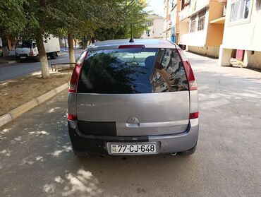 Opel: Opel Meriva, gümüşü rəngli, 5 qapılı kompakt minivan. Xüsusiyyətlər — 9