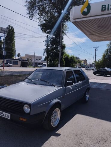 Volkswagen: Продается Volkswagen Golf II в сером цвете. Этот классический хэтчбек