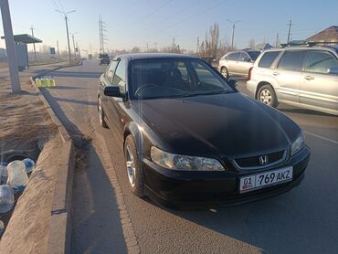 Honda: Honda Accord: 2001 г., 1.8 л, Автомат, Бензин, Седан