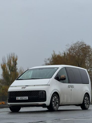 машина муссо: Hyundai Staria: 2021 г., 3.5 л, Автомат, Газ, Лимузин