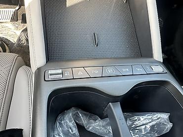 BYD: BYD E2: 2026 г., Электромобиль, Хетчбек — 6