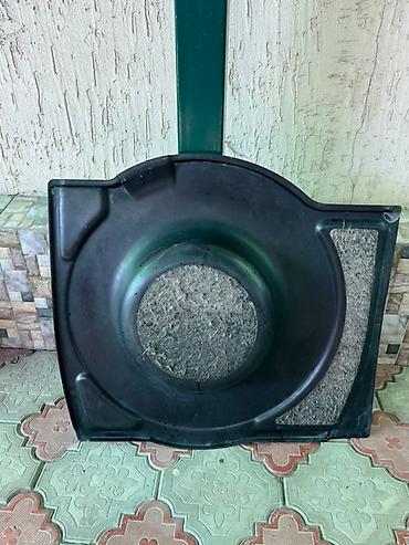 продаю багажник: Крышка запаски RX 300-330-350 в багажник — 2
