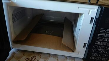 Qoruyucu plyonka və şüşələr: Mikrodalğalı soba Eurolux, rəng - Qara, Yeni