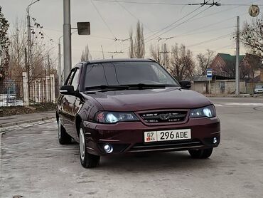 ящик для инструментов в машину: Daewoo Nexia: 2012 г., 1.6 л, Механика, Бензин, Седан