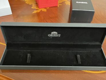 Saat üçün aksesuarlar: Orjinal brend saat qutuları(Orient,Diesel,Casio) Təsvir: - Rəng — 8