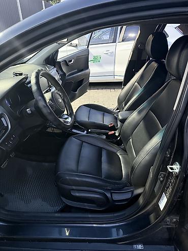 кия сторник: Kia Stonic: 2017 г., 1.6 л, Автомат, Дизель, Кроссовер — 4