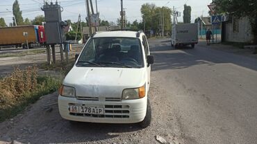 обмен квартиры: Daihatsu Move: 1997 г., 0.8 л, Механика, Бензин
