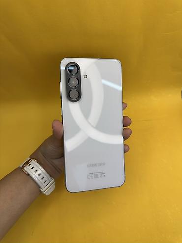 Samsung: Samsung Galaxy A56, Б/у, 128 ГБ, цвет - Белый, В рассрочку, 2 SIM — 1