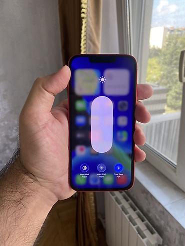 iphone tecili: IPhone 13, 256 GB, Qırmızı — 5
