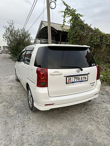 Toyota: Toyota Raum: 2004 г., 1.5 л, Автомат, Бензин, Минивэн — 3