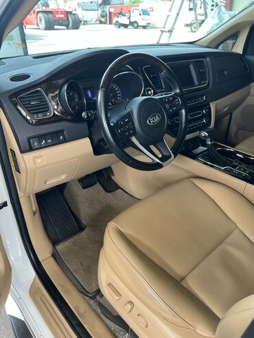 Kia: Kia Carnival: 2019 г., 2.2 л, Автомат, Дизель, Минивэн — 12