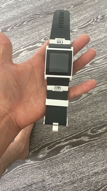 часы для детей с gps и телефоном: Смарт-часы i'm Watch с квадратным циферблатом и черно-белым ремешком