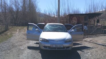 генератор авто: Hyundai : 1995 г., 1.5 л, Механика, Бензин, Седан