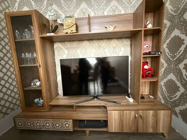 led h7 lupa: Tv stend ela vəziyyətdə təzədir demək olar qiymət 200 AZN ünvan