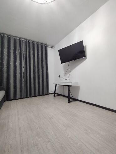 6 микрорайон: 2 комнаты, 47 м², 105 серия, 2 этаж, Косметический ремонт
