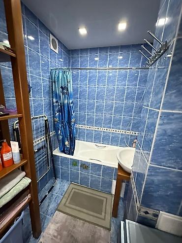 106: Сдается: 3 комнатная квартира Район: Восток-5 Адрес: Восток-5 дом — 9