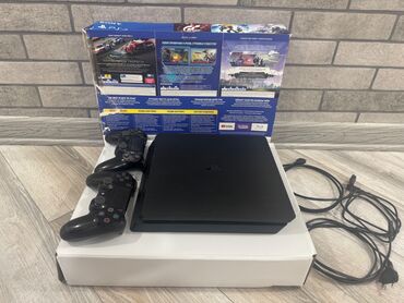 запчасти митсубиси паджеро 2: Ps4 slim 825 gb 2 orginal pult Icinde 2 oyun~ Fifa 24 Pes 24 Tam