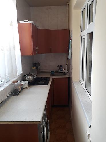 bir otaql: Bakı, Qaraçuxur qəs., 2 otaqlı, Köhnə tikili, 45 kv. m — 4