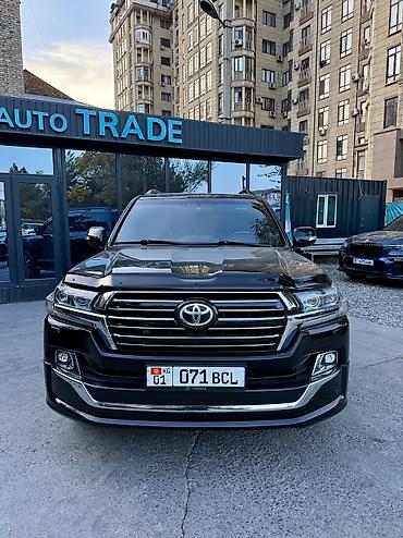 lend cruzer: Toyota Land Cruiser: 2017 г., 4.6 л, Автомат, Бензин, Внедорожник — 2