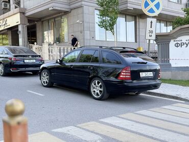 Mercedes-Benz: Mercedes-Benz C-Class: 2004 г., 2.6 л, Механика, Бензин, Универсал — 3