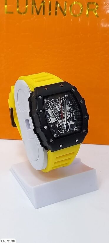 bu g shock: Yeni, Qol saatı