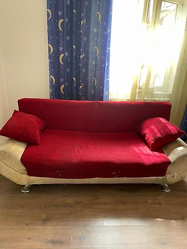 перетяжка мебели цена: Продаются диваны разных моделей и дизайна. В наличии на фото — 3