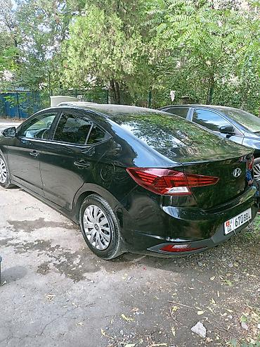 абхазский авторынок: Hyundai Elantra: 2019 г., 2 л, Автомат, Бензин, Седан — 3
