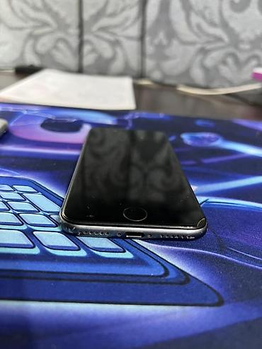 Другие мобильные телефоны: Лот: 4 смартфона для запчастей/восстановления айфон 6 и 8 раньше — 7