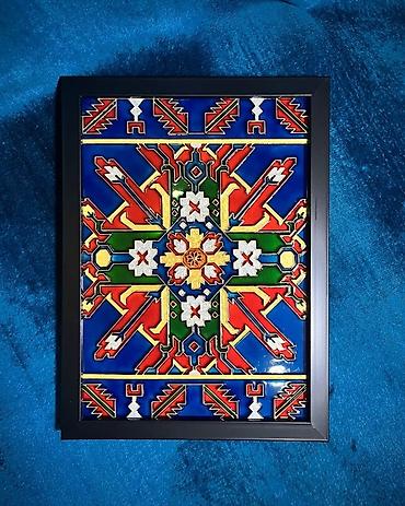 art set: Şüşə üzərində əl işi dekorativ tablo
Vitraj
21*15 sm — 3