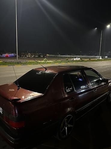2107 2011: Volkswagen Vento: 1994 г., 1.8 л, Механика, Бензин, Седан — 3