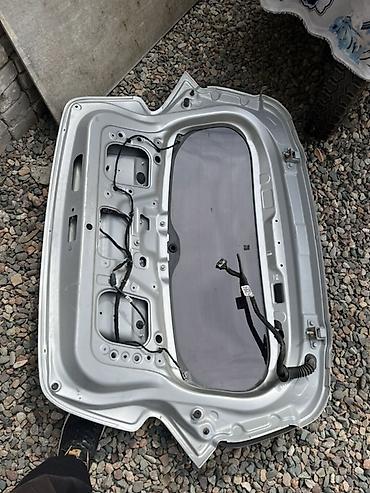 Крышка багажника Chevrolet, 2019 г., Б/у, Оригинал at lalafo.kg Крышка багажника Chevrolet, 2019 г., Б/у, Оригинал
