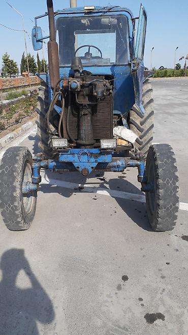 Traktorlar: MTZ tipli mavi traktor - Güclü dizel mühərrik, arxa ötürücülü - — 12