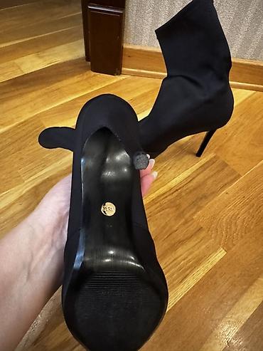 Zara, Ölçü: 39, rəng - Qara, İşlənmiş