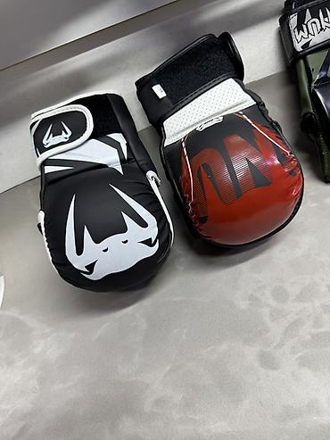 Перчатки: Перчатки для MMA и единоборств Venum (анатомические, открытые пальцы) — 4