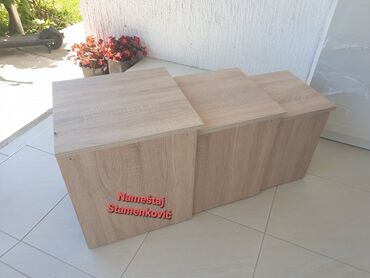 stolovi za dnevnu sobu kupujemprodajem: Trio stocic (tri stocica u jednom kada se razvuku). Moze da se uradi