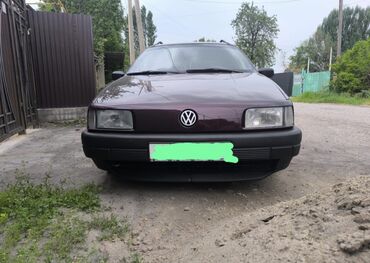 продаю авто в рассрочку бишкек: Volkswagen Passat: 1993 г., 1.8 л, Механика, Бензин, Универсал