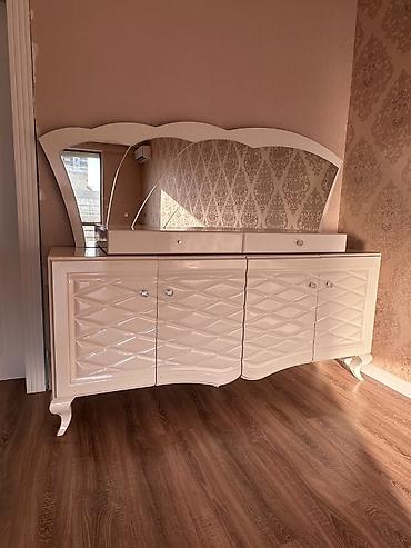 Digər mebel: SurayKamod 150 azn Embawooddan alınıb, ideal vəziyyətdədir yeni — 1