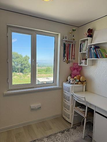 Продажа коттеджей и домов: 4 комнаты, 105 м², 5 соток, Ала-Тоо, Собственник — 12