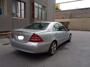 mercedes c180 qiymeti: Mercedes-Benz C 240: 2.6 л | 2000 г. Седан