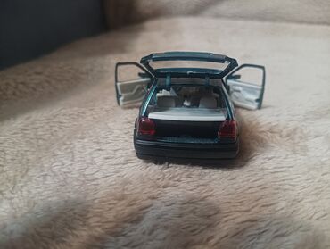 Модели автомобилей: Продаю!!! Модельку Голф3 Гольф3 Golf3 хэчбэк 5-дверный (игрушку) — 10