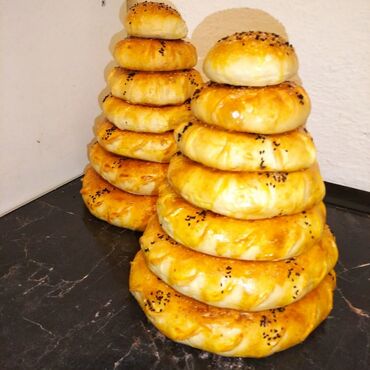 Выпечка, хлебобулочные изделия: Заказ алабыз булочки пирамида нан,татуулардын турлору заказ беруу