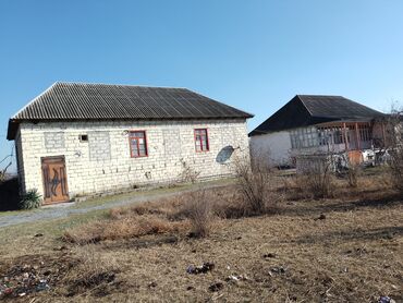 Həyət evləri və villaların satışı: 3 otaqlı, 90 kv. m, Kredit yoxdur, Orta təmir — 2