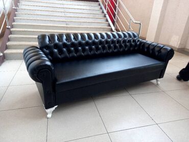 советский диван: Комплект офисной мебели, Диван, цвет - Черный, Новый