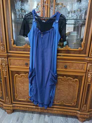 рубашки с коротким рукавом: Qadın paltarı – mavi önlük-stil sarafan - Rəng: tünd mavi, yan