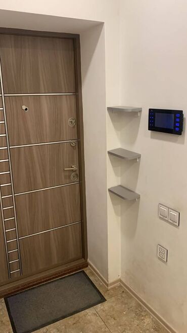 Uzunmüddətli kirayə mənzillər: Gənçlik metrosuna yaxın Kral şadliq evinə yaxın 5 mertebeli binanın -da lalafo.az — 2 Uzunmüddətli kirayə mənzillər: Gənçlik metrosuna yaxın Kral şadliq evinə yaxın 5 mertebeli binanın — 2