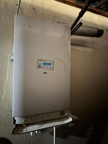 Elektrikli qızdırıcılar və radiatorlar: İşlənmiş Kombi 32 kVt, Ünvandan götürmə