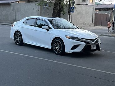 corolla runx: Toyota Camry: 2019 г., 2.5 л, Автомат, Бензин